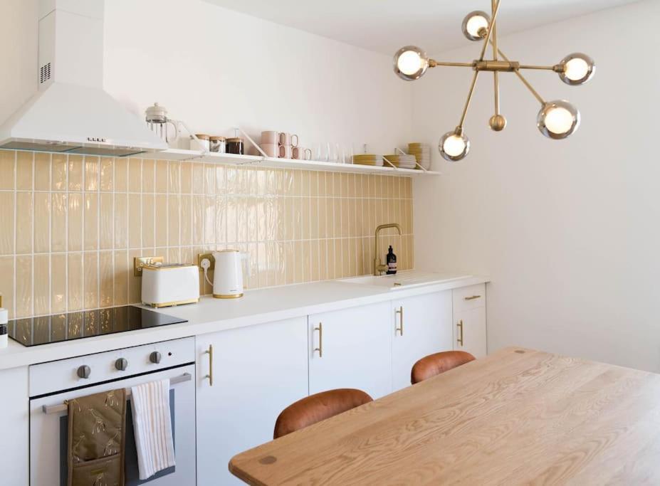 Boutique Central Margate Apt. - Edge Of Old Town! Екстер'єр фото