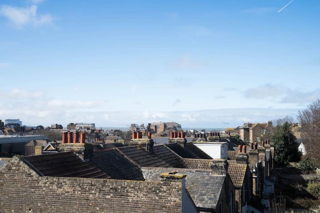Boutique Central Margate Apt. - Edge Of Old Town! Екстер'єр фото